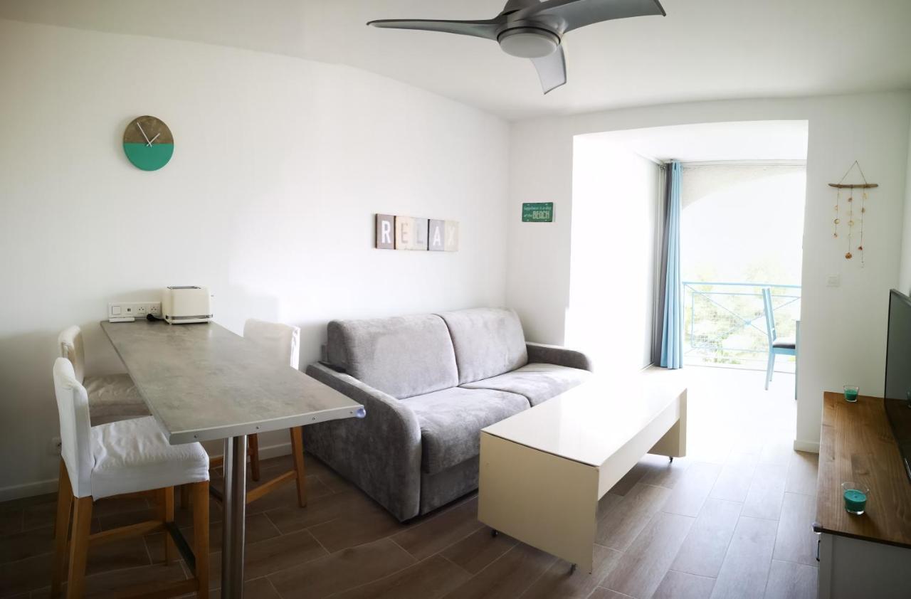 Appartement Avec Piscine Et Garage Proche Plage Et Commerces ラ・セーヌ・シュル・メール エクステリア 写真