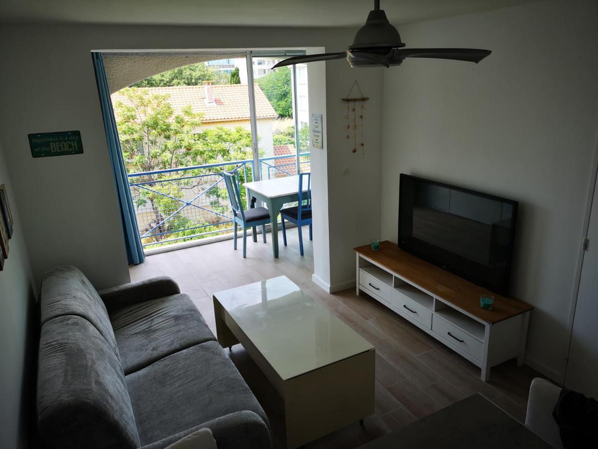 Appartement Avec Piscine Et Garage Proche Plage Et Commerces ラ・セーヌ・シュル・メール エクステリア 写真